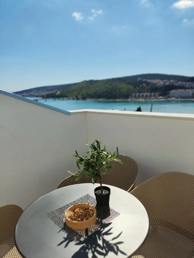 Sunset View Apartment - Cozy Apartment With Stunning Panoramic View Trogir