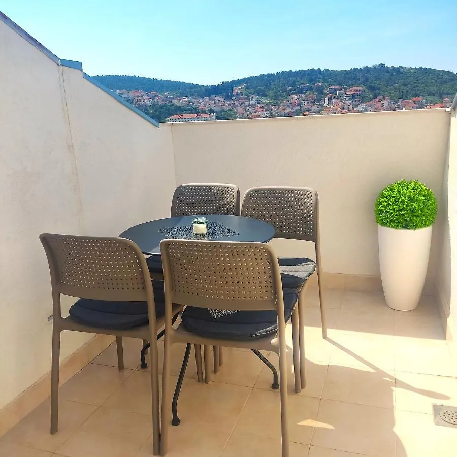 Sunset View Apartment - Cozy Apartment With Stunning Panoramic View Trogir Croatia